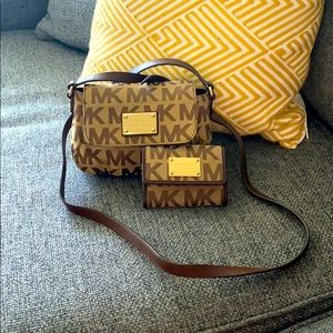 Michael Kors | mini crossbody bag & wallet
